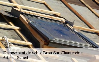 Remplacement de fenêtre de toit mécanique cassé à Brou Sur Chantereine: le couvreur Artisan Scheit dispose de la compétence requise pour une telle intervention