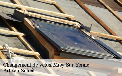 Votre toit à Misy Sur Yonne dans 77130 a-t-il besoin d’un Artisan Scheit professionnel en changement de vélux ?